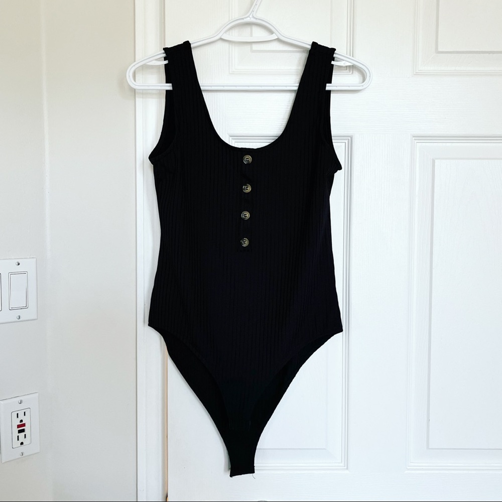 H&M Ribbed Bodysuit